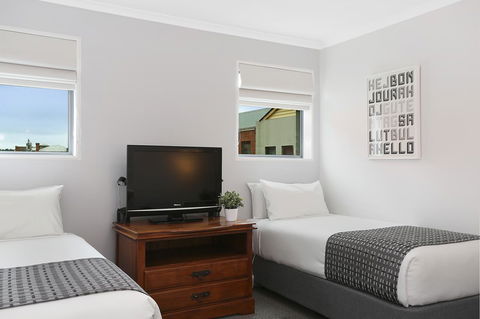 Quality Inn & Suites The Menzies - Accommodation Bookings 14
