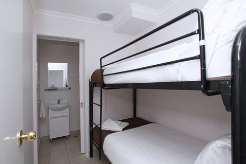 Quality Inn & Suites The Menzies - Accommodation Bookings 27