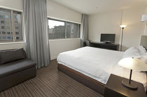 Causeway 353 Hotel - Accommodation Bookings 22