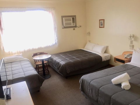 St Georges Motor Inn - Accommodation Bookings 14