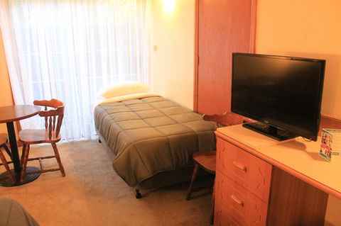 St Georges Motor Inn - Accommodation Bookings 29