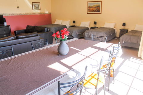 St Georges Motor Inn - Accommodation Bookings 28