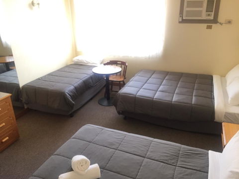 St Georges Motor Inn - Accommodation Bookings 16