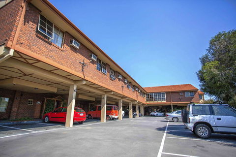 St Georges Motor Inn - Accommodation Bookings 34