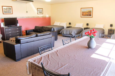 St Georges Motor Inn - Accommodation Bookings 27
