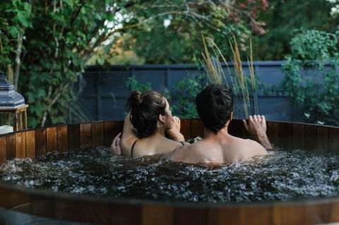 Acre Of Roses - Accommodation Bookings 12
