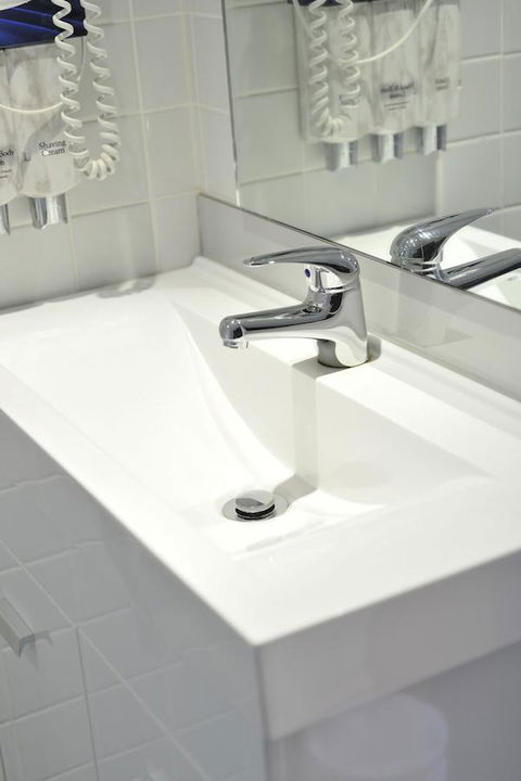 Metro Apartments On Bank Place - Accommodation Bookings 11