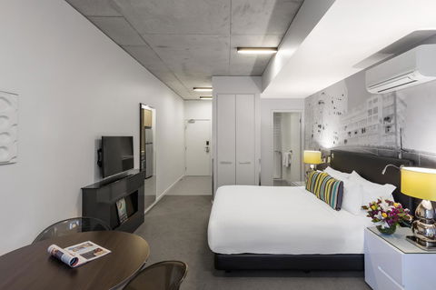 Apartments @ 350 William - Accommodation Bookings 7