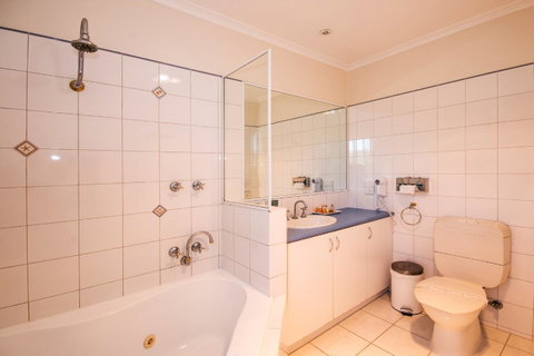Torquay Tropicana Motel - Accommodation Bookings 16