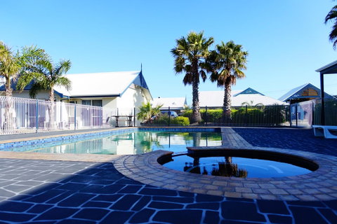 Torquay Tropicana Motel - Accommodation Bookings 12