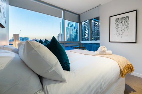 Auguste, Melbourne CBD Private Accommodation With Parking - Accommodation Bookings 6