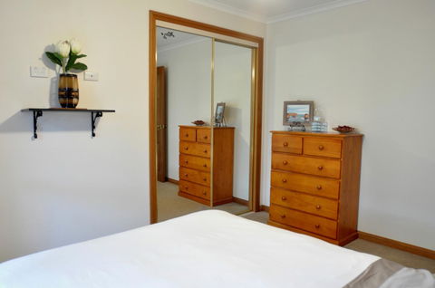 Crimea Retreat - Accommodation Bookings 23