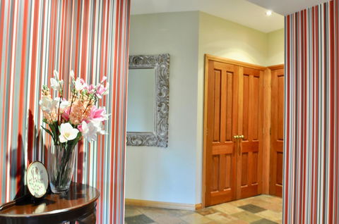 Crimea Retreat - Accommodation Bookings 4