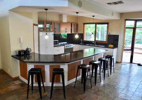 Crimea Retreat - Accommodation Bookings 21