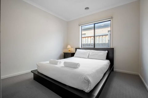 Holiday Rose - Accommodation Bookings 3