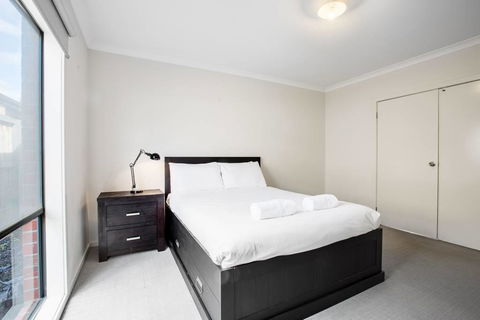 Holiday Rose - Accommodation Bookings 6