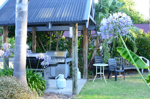 Tropicana Motor Inn - Accommodation Bookings 18