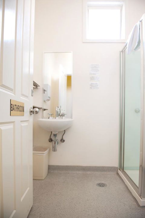 Hotel Claremont Guest House - Accommodation Bookings 42