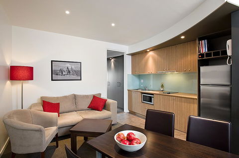 The Waves Apartments - Accommodation Bookings 2