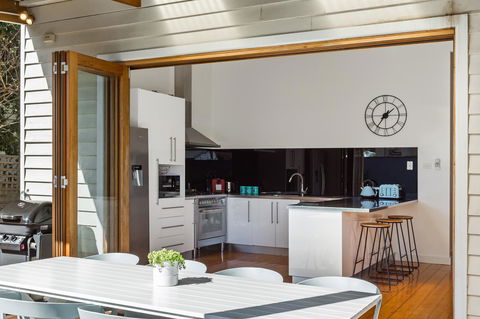 Central Bendigo Cottage, Walk To Everywhere!! - Accommodation Bookings 3