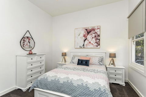Central Bendigo Cottage, Walk To Everywhere!! - Accommodation Bookings 1