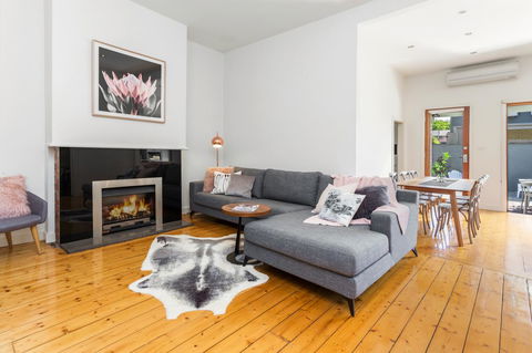 Central Bendigo Cottage, Walk To Everywhere!! - Accommodation Bookings 0