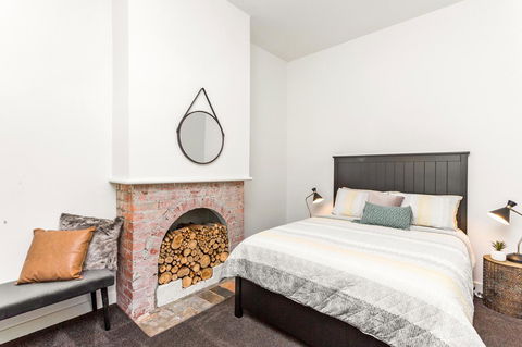 Central Bendigo Cottage, Walk To Everywhere!! - Accommodation Bookings 5