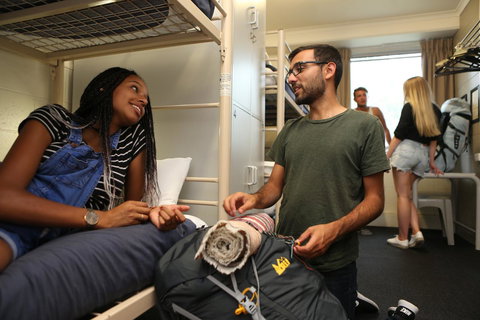 Melbourne Metro YHA - Accommodation Bookings 38