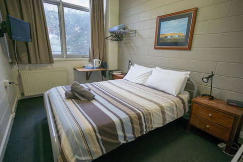 Melbourne Metro YHA - Accommodation Bookings 4