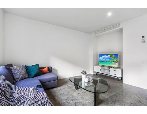 Sophisticated Modern 3 Bed Home In Foodie Paradise - Accommodation Bookings 5