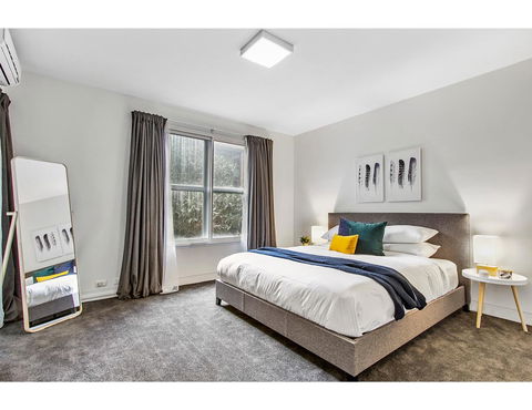 Sophisticated Modern 3 Bed Home In Foodie Paradise - Accommodation Bookings 7