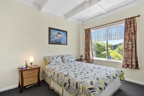 Black Dolphin Beach Penthouse - Accommodation Bookings 11