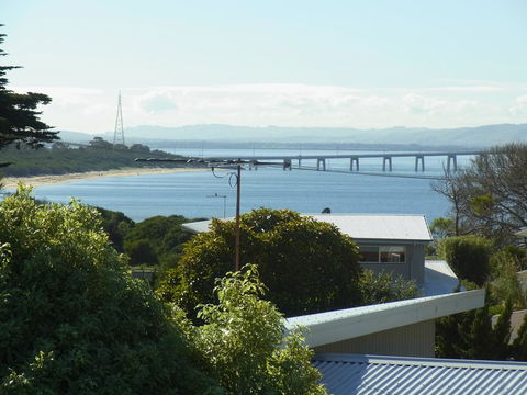 Black Dolphin Beach Penthouse - Accommodation Bookings 14