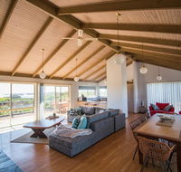 Sunsets on Martyrs Beach House - Ocean Views - Accommodation Bookings