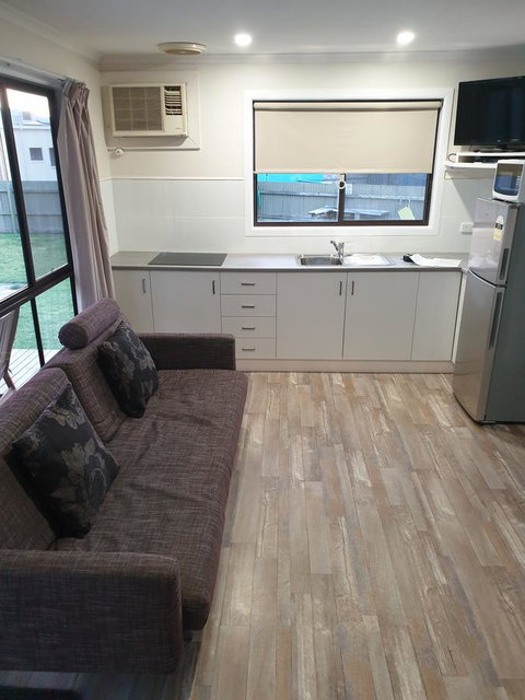 Beachcomber Holiday Units - Accommodation Bookings 3