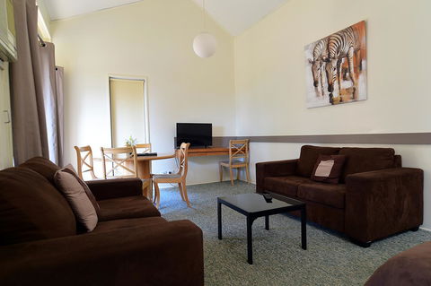 Executive Hideaway - Accommodation Bookings 22