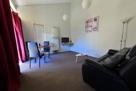 Executive Hideaway - Accommodation Bookings 43