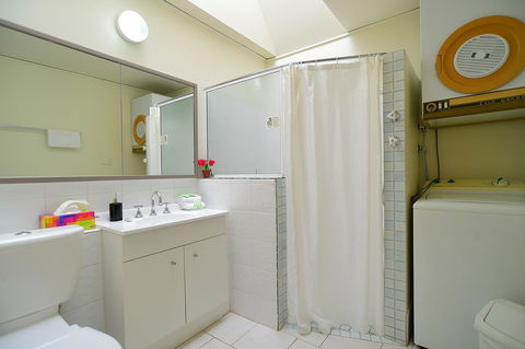 Executive Hideaway - Accommodation Bookings 18