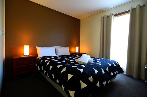 Executive Hideaway - Accommodation Bookings 4