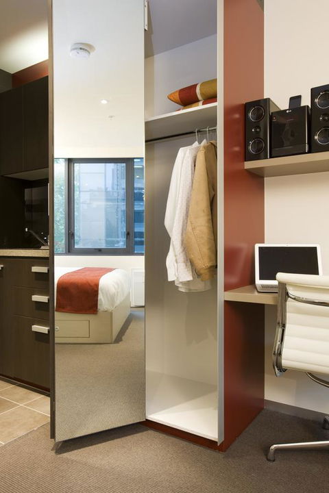 City Tempo - Queen St - Accommodation Bookings 13
