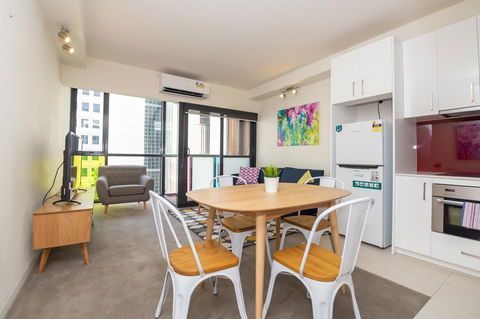 Canvas Suites On Russell Place - Accommodation Bookings 4