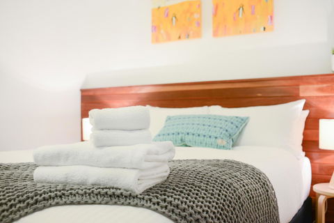 Canvas Suites On Russell Place - Accommodation Bookings 7