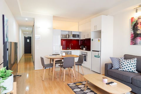 Canvas Suites On Russell Place - Accommodation Bookings 20