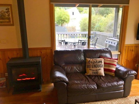 Kangurra Holiday House - Accommodation Bookings 24