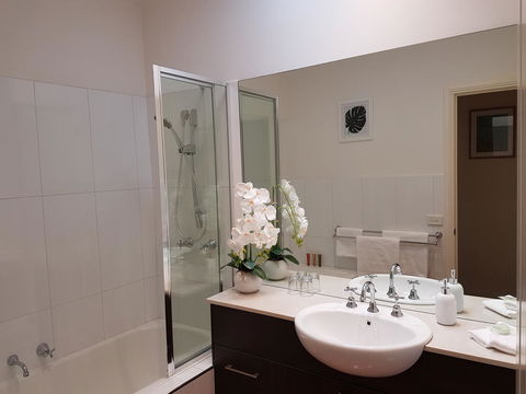 Healesville House - Fig Tree House - Accommodation Bookings 16