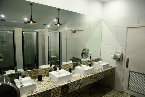 Roamer St Kilda - Formerly Selina St Kilda Melbourne - Accommodation Bookings 9