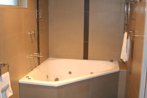 Coachman Motel And Holiday Units - Accommodation Bookings 12