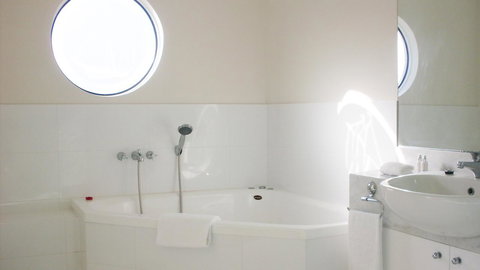 Tintagel - Accommodation Bookings 4