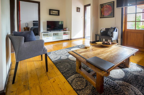 Azen Haven - Accommodation Bookings 7