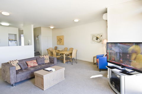 Lornebeach Apartments - Accommodation Bookings 35